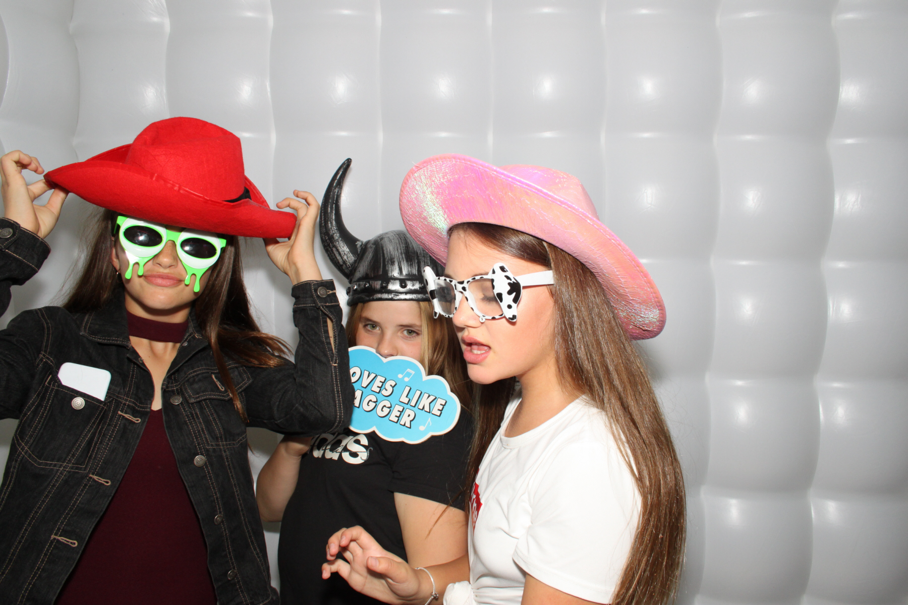 Freya’s 13th party  | View more photos from the event at gallery.yourboothskent.co.uk/u/Your-Booths-Kent/Freya’s-13th-party
